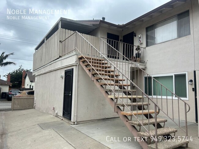 2598-2598 N Bourbon St in Orange, CA - Building Photo - Building Photo