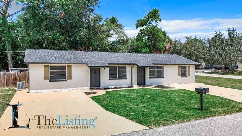 1521 Swordbill Dr in Holiday, FL - Building Photo