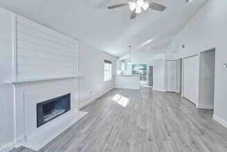 303 D St in St. Augustine, FL - Building Photo - Building Photo
