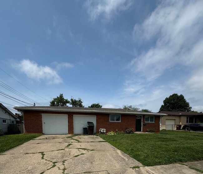 property at 920-922 Lamberton St