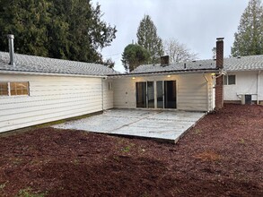 3411 SE Kingsley Rd in Milwaukie, OR - Building Photo - Building Photo