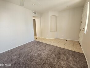 2423 E Glass Ln in Phoenix, AZ - Building Photo - Building Photo