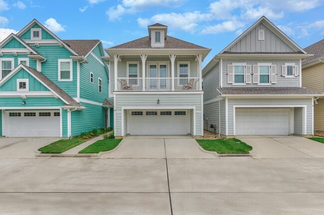 property at 62 Dobbs View Ln