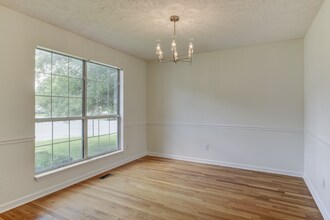 1101 Pebble Creek Ct E in Nashville, TN - Building Photo - Building Photo
