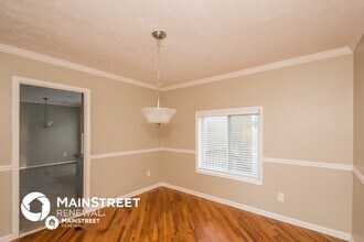 5221 Island Dr in Stone Mountain, GA - Foto de edificio - Building Photo