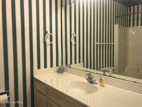 3203 St James Dr SE in Southport, NC - Building Photo - Building Photo
