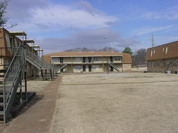 Brookfield Apartments in Jackson, TN - Foto de edificio - Building Photo