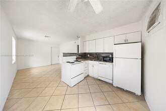 400 SE 31st St in Fort Lauderdale, FL - Building Photo - Building Photo
