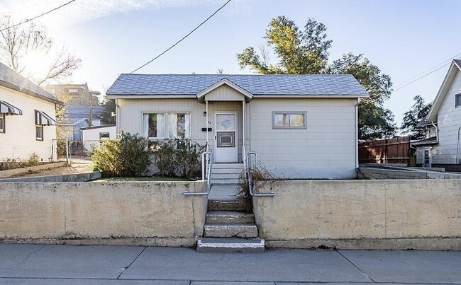 32 Blair Ave in Rock Springs, WY - Foto de edificio - Building Photo