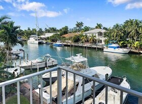 1777 SE 15th St, Unit 121 in Fort Lauderdale, FL - Building Photo