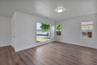 129 Clifford Ave in Watsonville, CA - Building Photo - Building Photo