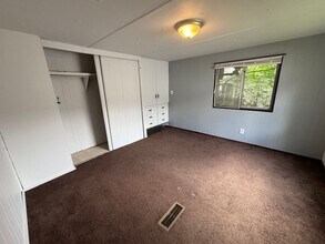 223 W 5th Ave N in Columbus, MT - Building Photo - Building Photo