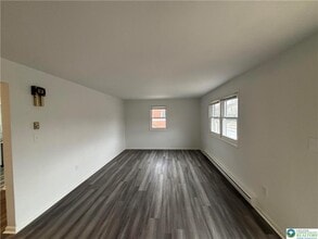 616 Banks St in Northampton, PA - Building Photo - Building Photo