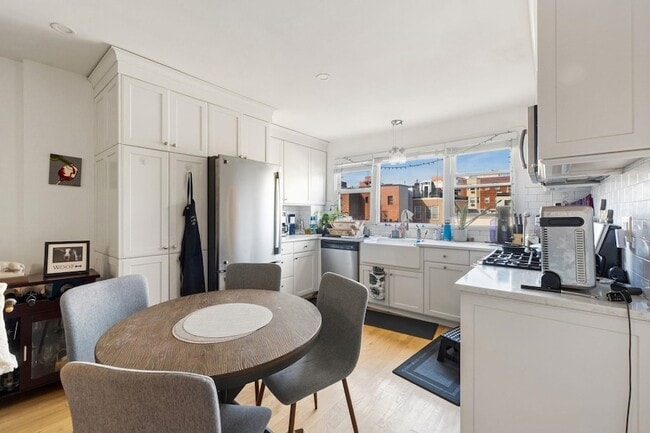 property at 322 Garden St