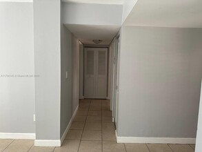 8420 SW 133rd Avenue Rd, Unit 415 in Miami, FL - Building Photo - Building Photo