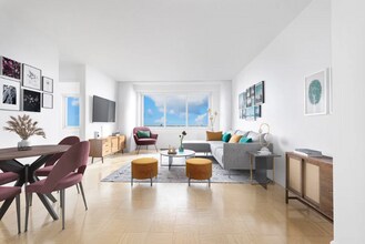 2600 Netherland Ave in Bronx, NY - Foto de edificio - Building Photo