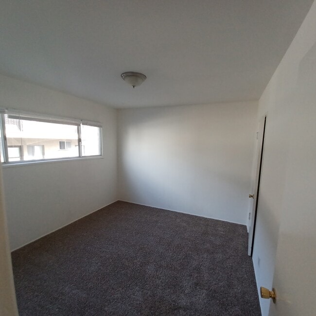 1300 Manhattan Beach Blvd, Unit 1300 Manhattan Beach Blvd