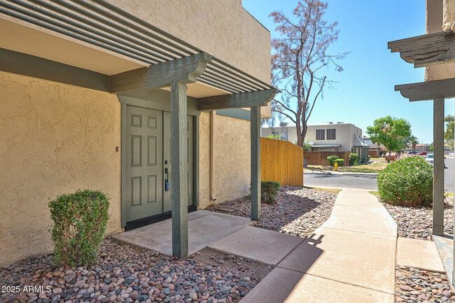 property at 6024 W Golden Ln