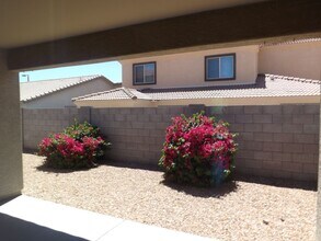 2201 E Yuma Ave in Apache Junction, AZ - Building Photo - Building Photo