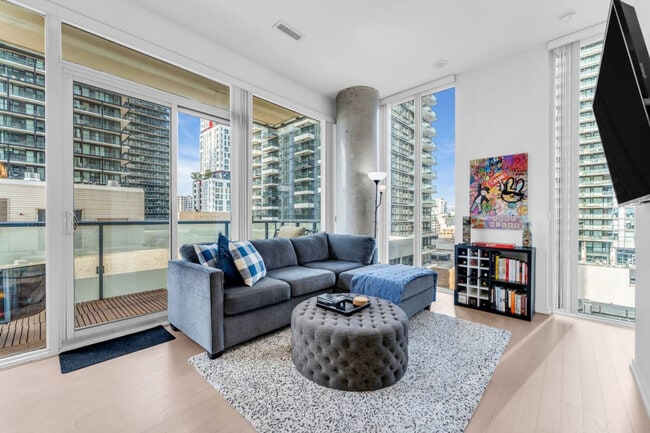 101 Peter St