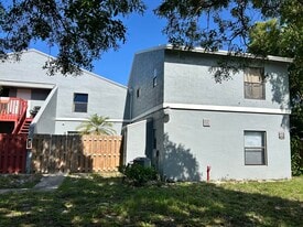 23 Crossings Cir in Boynton Beach, FL - Building Photo