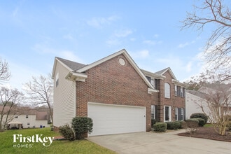 7032 Sweetfield Dr in Huntersville, NC - Foto de edificio - Building Photo