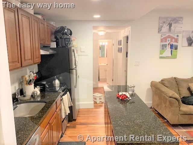 38-40 Saint Botolph St Unit #B4 in Boston, MA - Building Photo - Building Photo