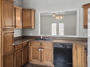 6156-6158 Fairgrove St in Kalamazoo, MI - Foto de edificio - Building Photo