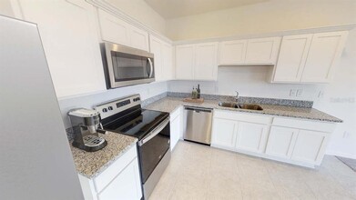 3277 Vesara Dr in Davenport, FL - Building Photo - Building Photo