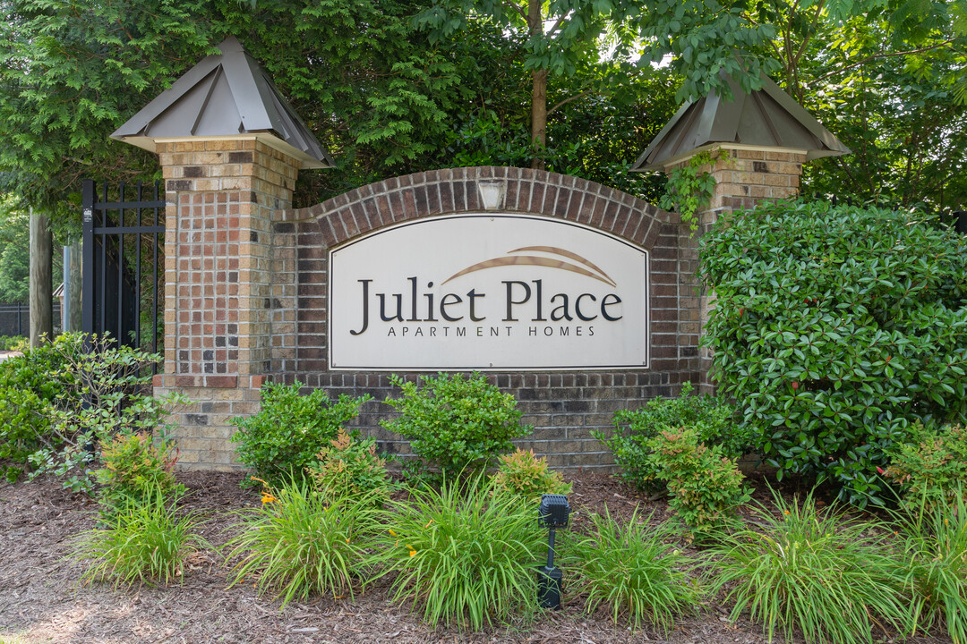 Juliet Place Apartment Homes in Greensboro, NC - Building Photo