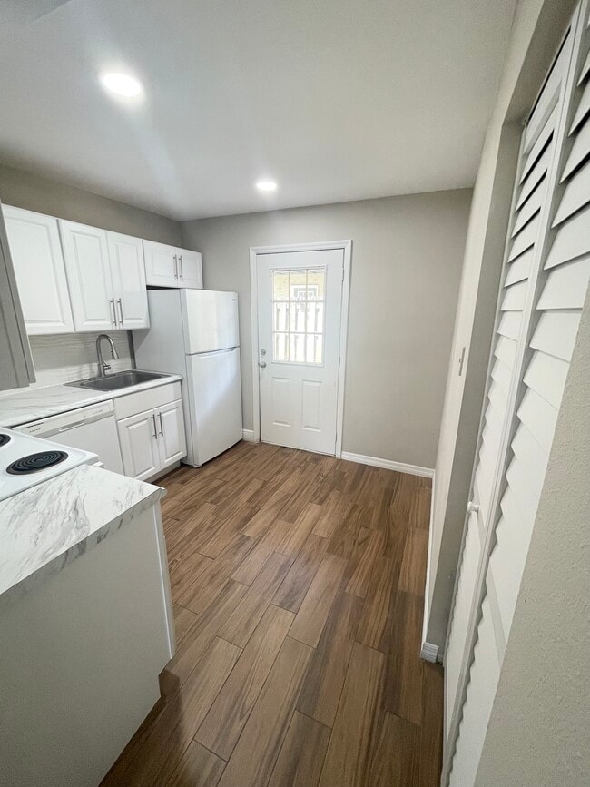 12406 Orange Blossom Oak Pl in Tampa, FL - Building Photo - Building Photo