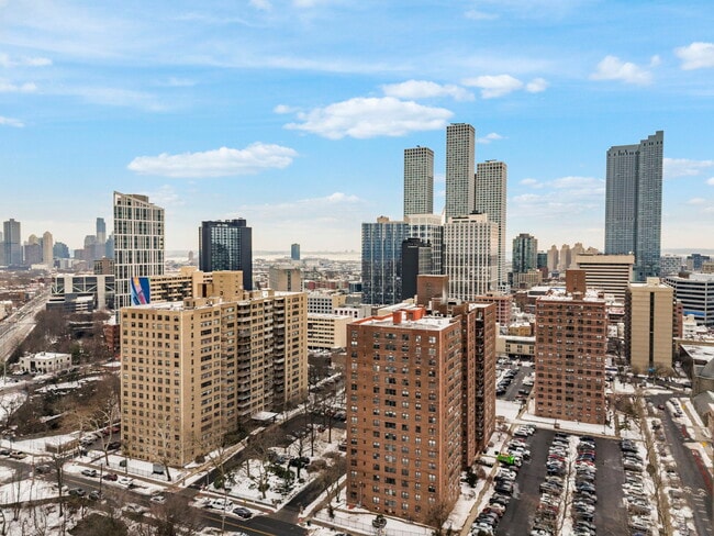 property at 201 Saint Pauls Ave