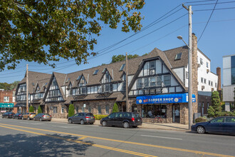 Fairfield Town Centre At Hewlett in Hewlett, NY - Building Photo - Building Photo