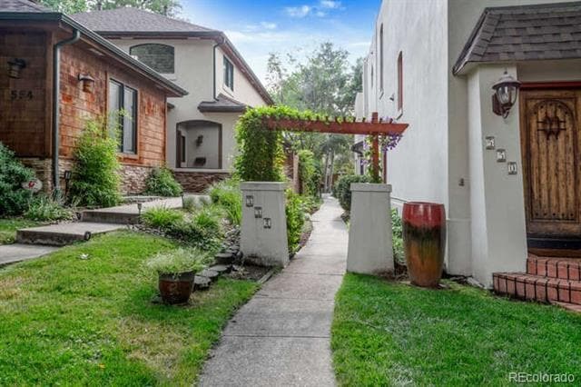 property at 552 Clayton St