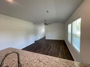 100 Keaton St in Prairie Grove, AR - Building Photo - Building Photo