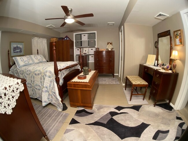 123 E Main St in Mount Joy, PA - Building Photo - Building Photo