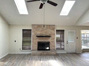 3146 Bonney Briar Dr in Missouri City, TX - Building Photo - Building Photo