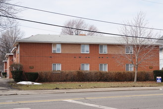 2868 Noble Rd in Cleveland Heights, OH - Foto de edificio - Building Photo