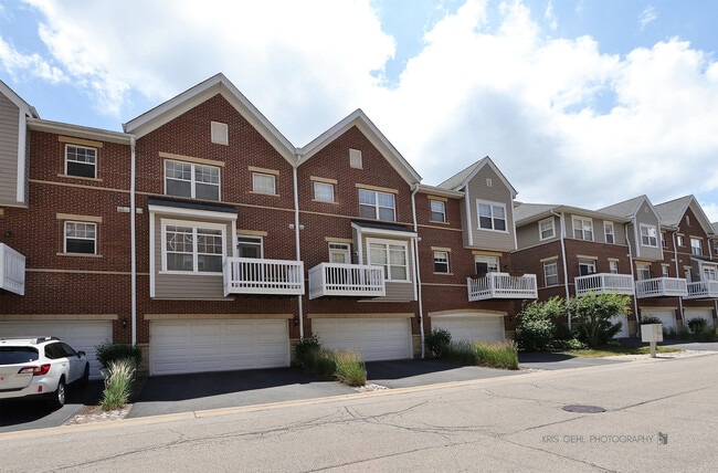 property at 372 W Wood St