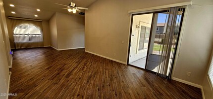 841 E Lovegrass Dr in San Tan Valley, AZ - Building Photo - Building Photo