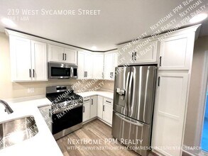 219 W Sycamore St in Pittsburgh, PA - Building Photo - Building Photo