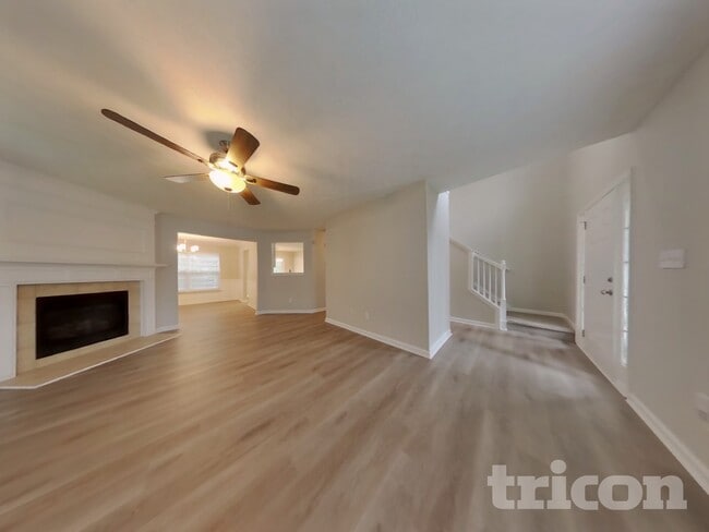 5534 Somervale Ct in Douglasville, GA - Foto de edificio - Building Photo