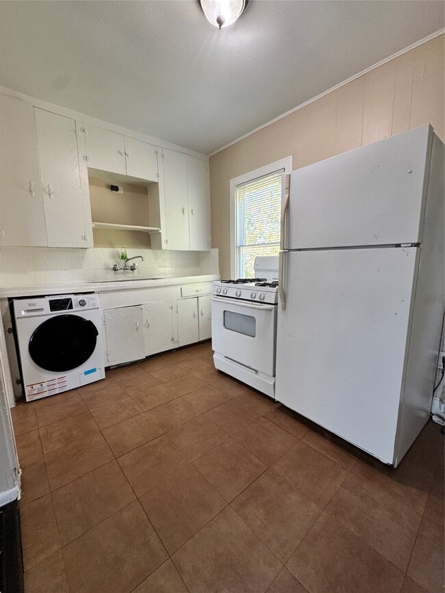 property at 4607 Canal St