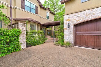 5608 Jim Hogg Ave in Austin, TX - Building Photo - Building Photo