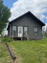 208 N 11th Ave in Marshalltown, IA - Building Photo - Building Photo