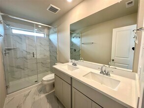 12176 Ridge Top Dr in Panorama Village, TX - Building Photo - Building Photo