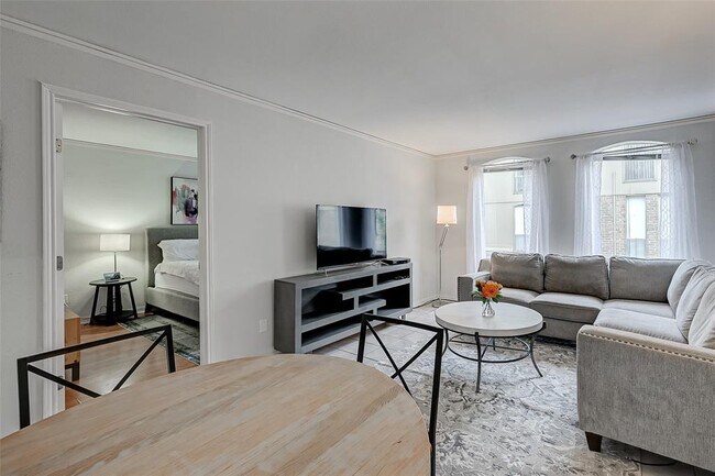 4637 Wild Indigo St photo'