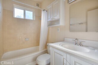 218 S Virginia Ave-Unit -A in Azusa, CA - Building Photo - Building Photo