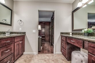 246 Litchfield Ln in Houston, TX - Building Photo - Building Photo