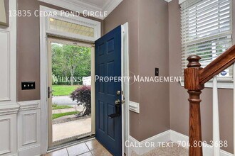 13835 Cedar Pond Cir in Huntersville, NC - Building Photo - Building Photo